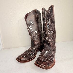 Roper brown western toe boots with silver inlay